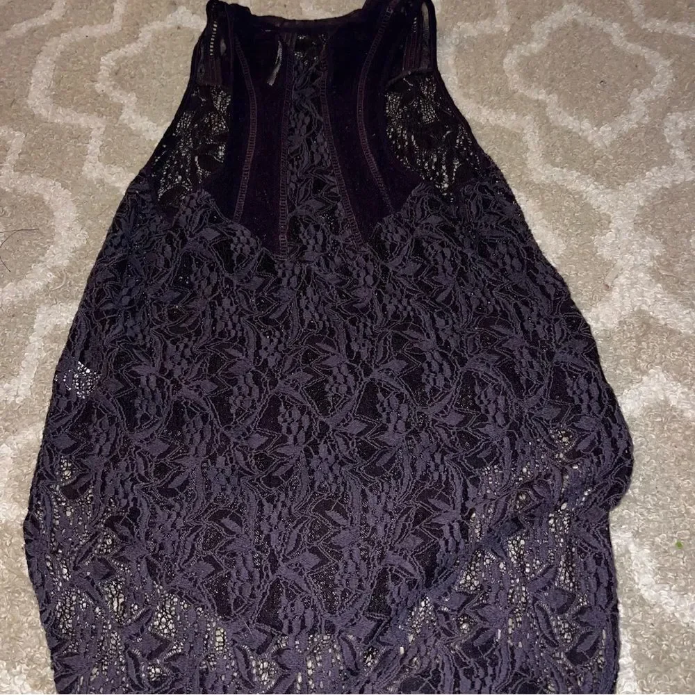 Free People size M Elegant Lace Sleeveless Top - Purple